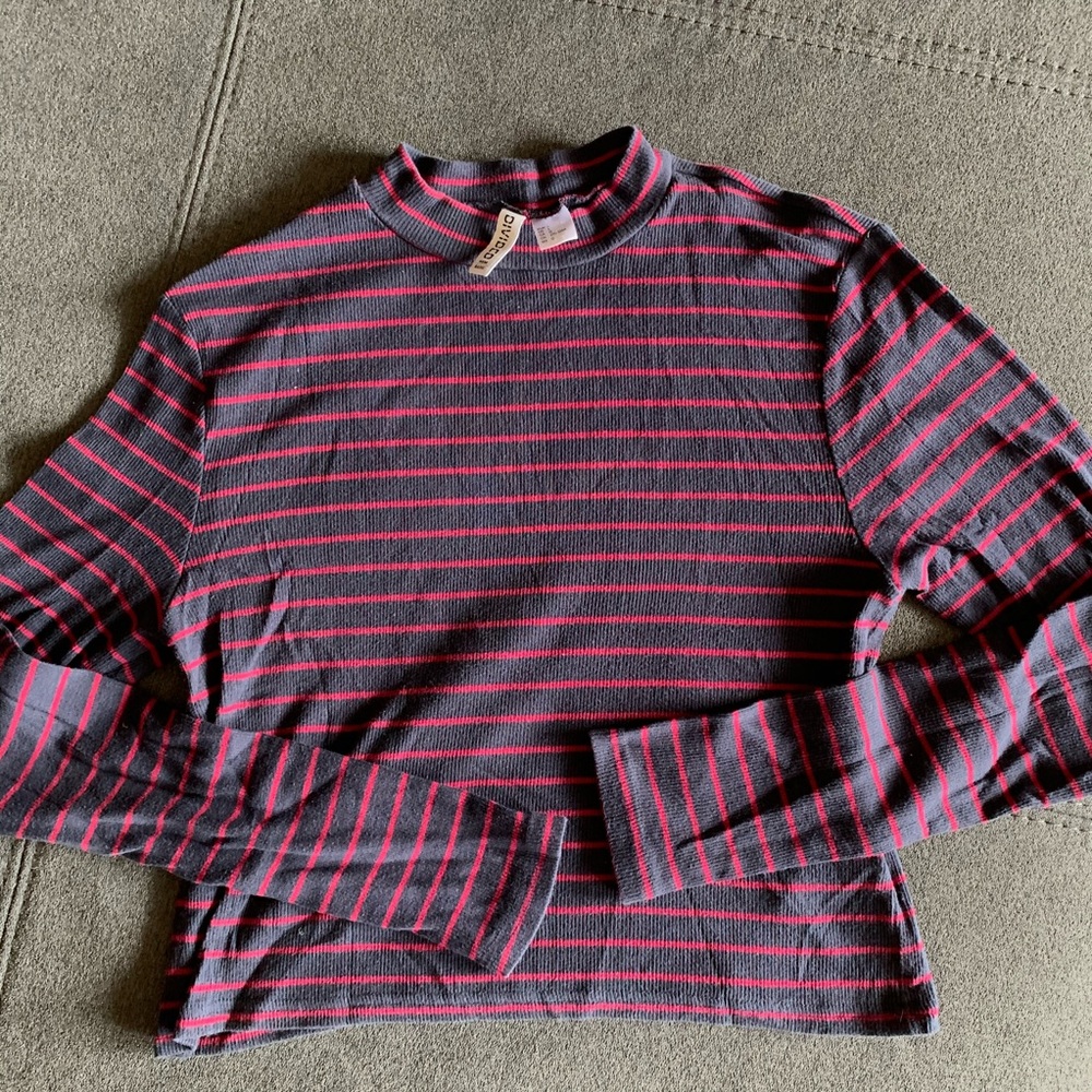 H&M cropped mock neck sweater